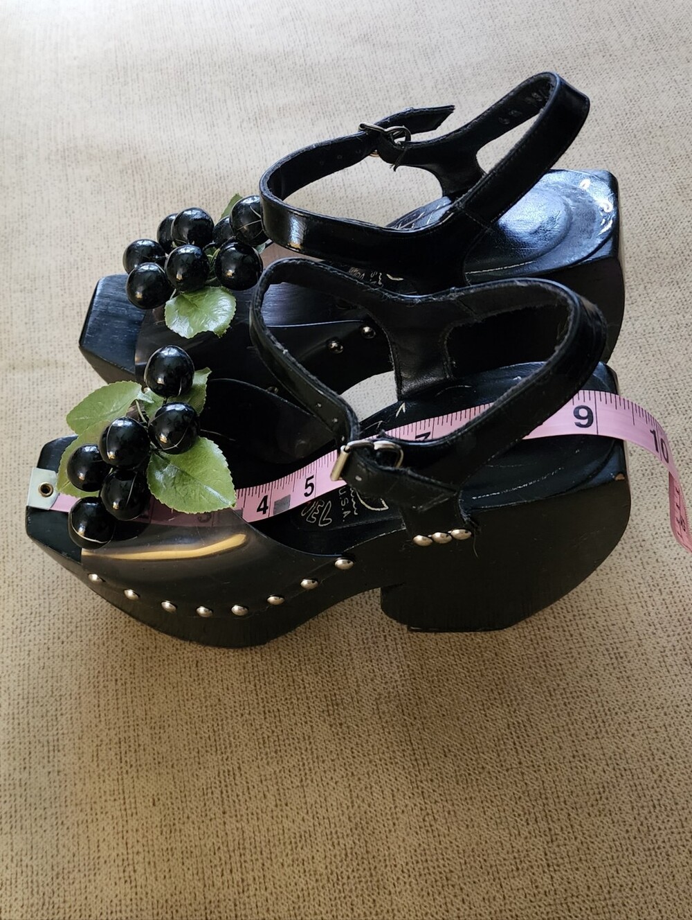 Vintage Platform Heels women 70s Disco Kimel Sabots Carved Wood Shoes - Picture 4 of 11